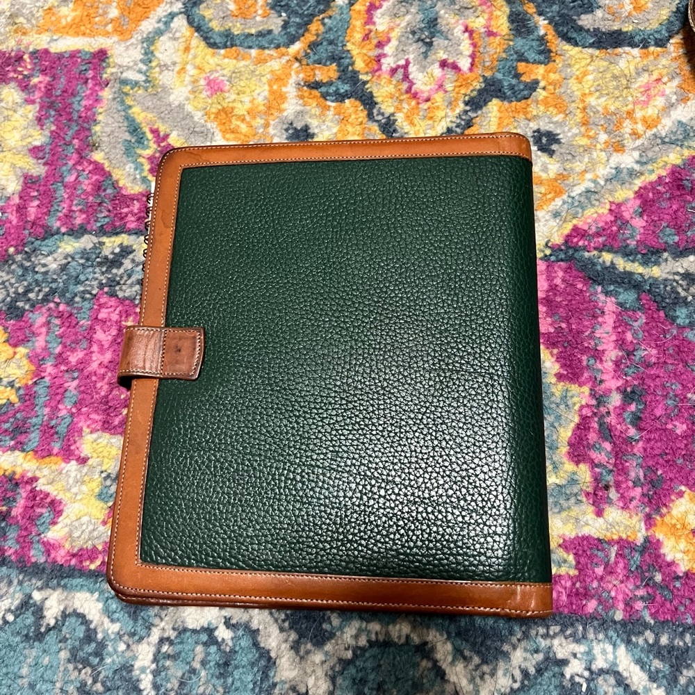 Dooney and bourke vintage portfolio - Picture 4 of 9